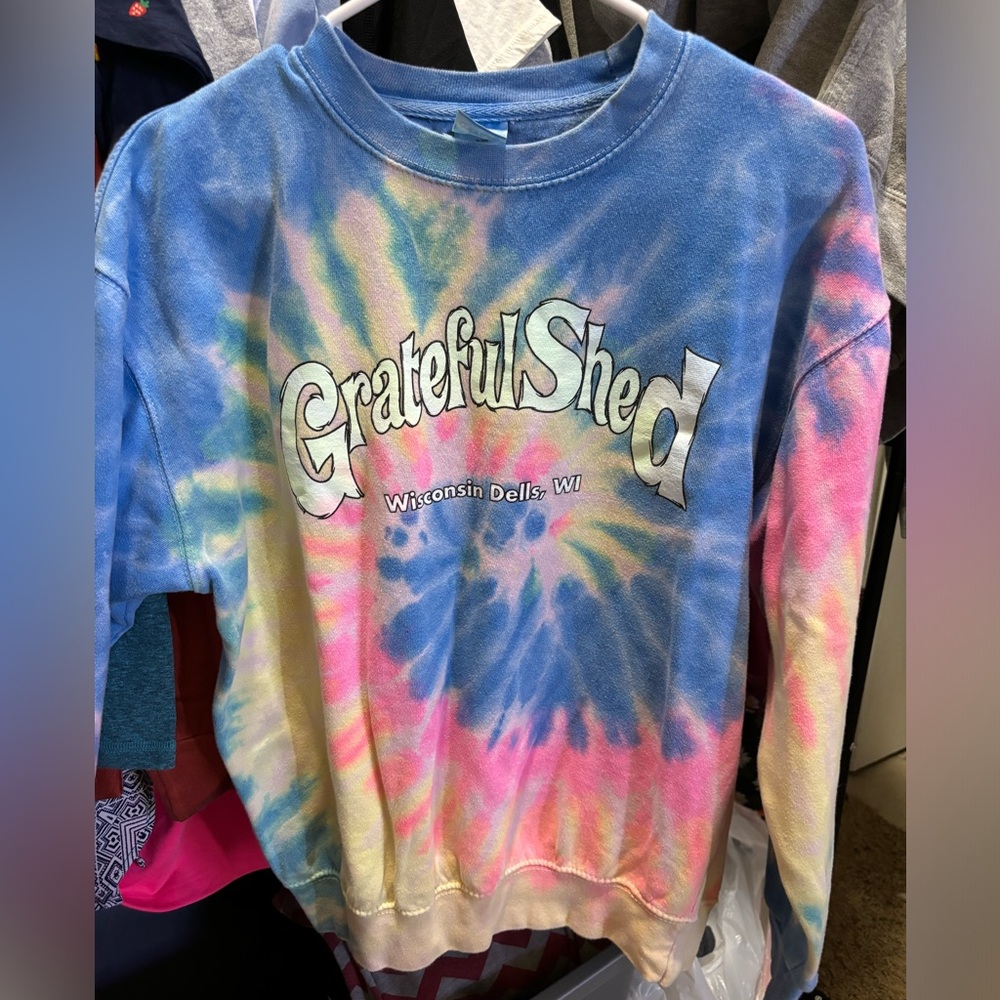Sweatshirt